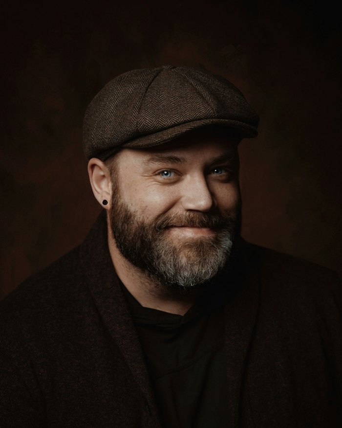 Portrait — Champagne Collet